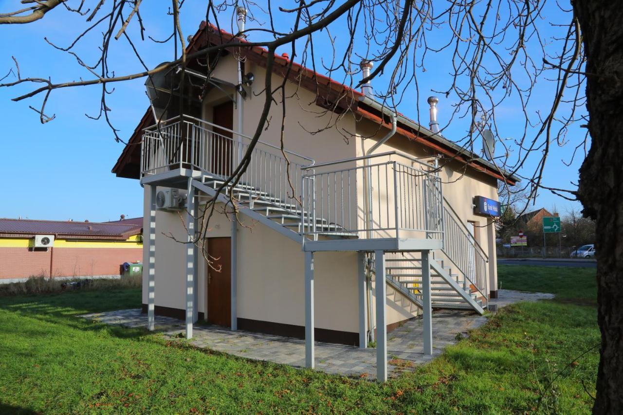Apartament Ksiazecy Klimatyzacja Zagan Exterior photo